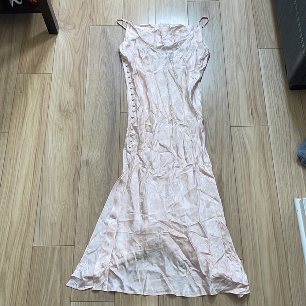 NWOT Lulus All About You Blush Pink Floral Jacquard Satin Midi Dress